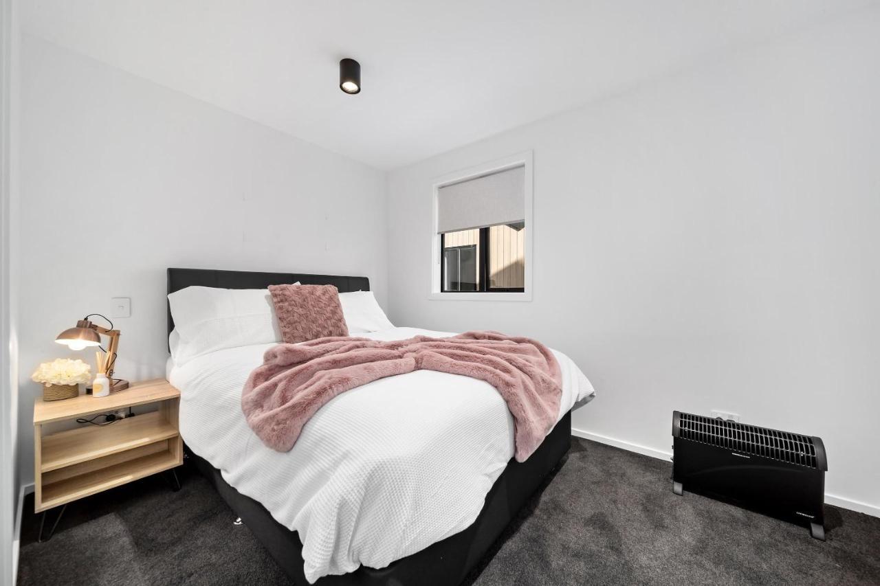 2 Bed 2 Bathroom Brand New Paradise 8 Mins To Cbd Queenstown Luaran gambar